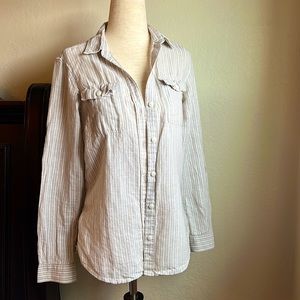 Eddie Bauer ‘Classics fit’ linen and cotton button-down XS but fits like a S